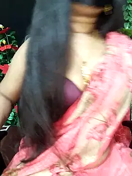 Idhika Paul online show from 9, 10, 2025