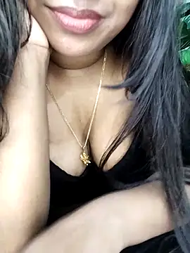 Idhika Paul online show from 21, 12, 2025