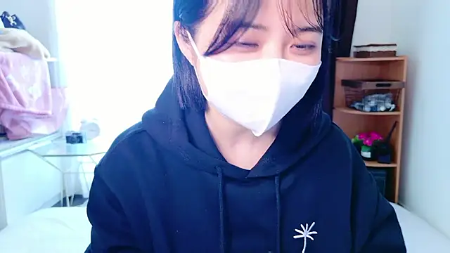 Nonchan  online show from 24, 11, 2025