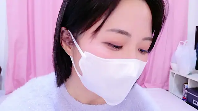 Nonchan  online show from 15, 10, 2025