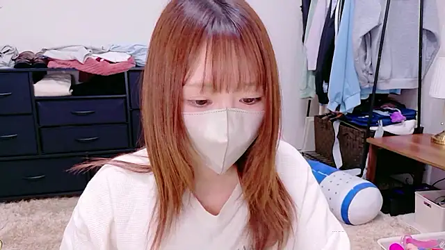 Yui-Ch online show from 30, 4, 2026