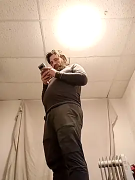 Armyexhibitionistvet online show from 4, 4, 2026