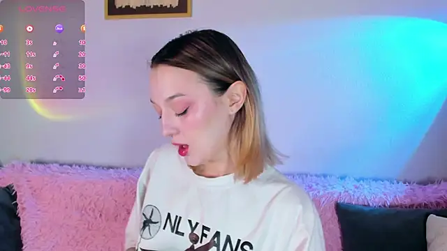 CrystalRey online show from 16, 11, 2025