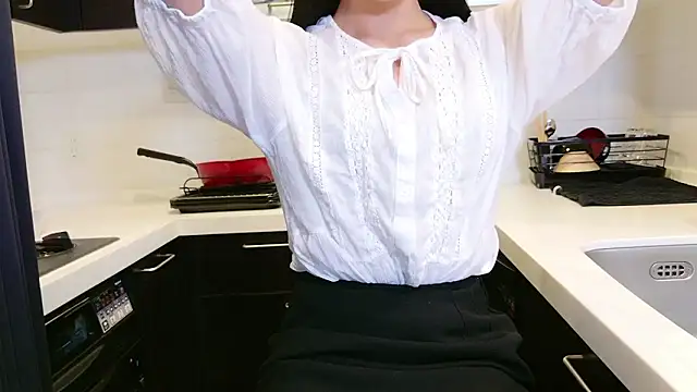Snapshot of sayaka_xo chatting on 2, 6, 2026 sayaka xo online show from 2, 6, 2026