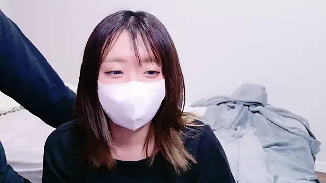 ayu yu xo online show from 27, 2, 2025