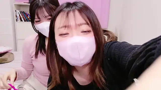 ayu yu xo online show from 25, 2, 2025