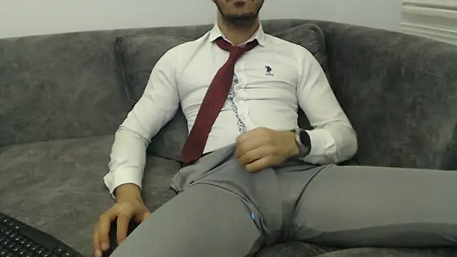 Naughtb0y online show from 3, 5, 2026
