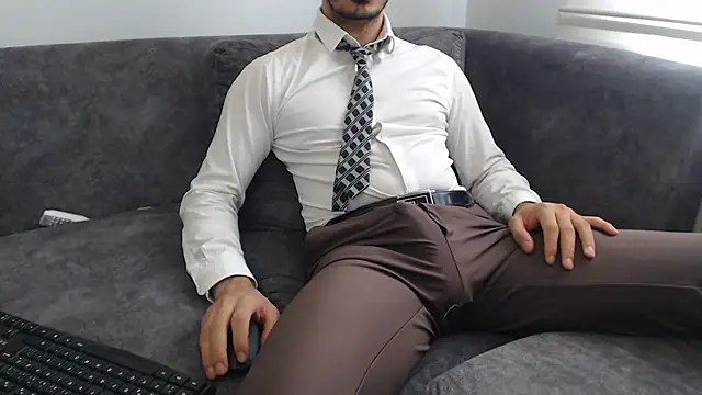 Snapshot of Naughtb0y chatting on 21, 7, 2026 Naughtb0y online show from 21, 7, 2026