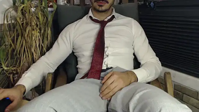 Naughtb0y online show from 17, 2, 2025