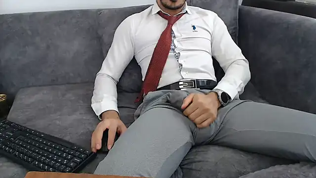 Naughtb0y online show from 6, 6, 2026