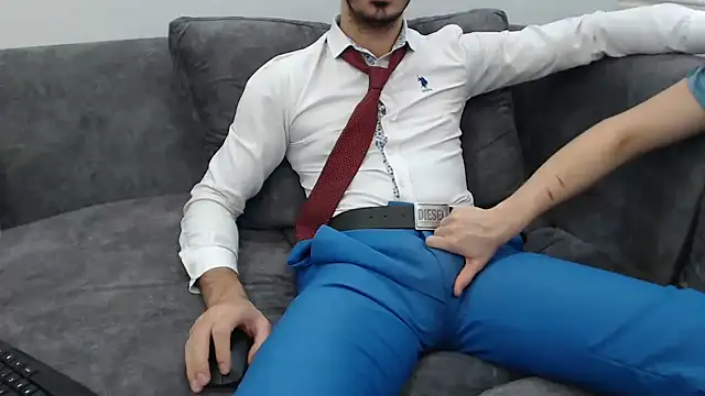 Naughtb0y online show from 5, 12, 2025