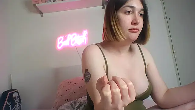 Icy  Diamond online show from 10, 4, 2026