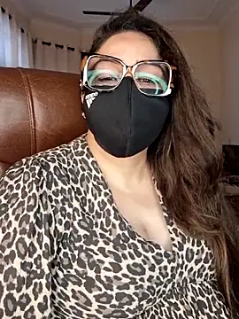 SEXY-Sardarni online show from 5, 5, 2026
