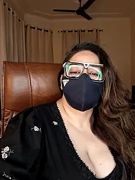 Snapshot of SEXY-Sardarni chatting on 16, 7, 2026 SEXY-Sardarni online show from 16, 7, 2026
