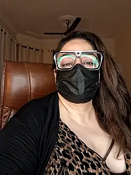 SEXY-Sardarni online show from 16, 1, 2026