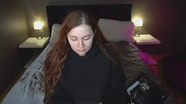 Snapshot of carolina_elf chatting on 22, 2, 2025 carolina elf online show from 22, 2, 2025