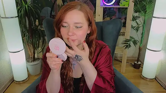 Snapshot of carolina_elf chatting on 16, 3, 2025 carolina elf online show from 16, 3, 2025