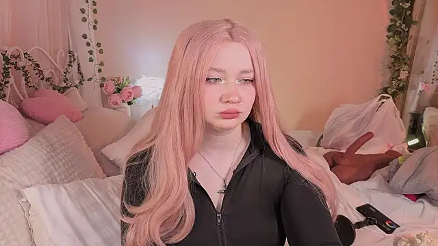 carolina elf online show from 24, 3, 2026