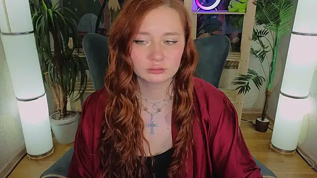 Snapshot of carolina_elf chatting on 18, 3, 2025 carolina elf online show from 18, 3, 2025