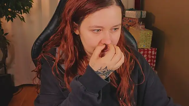 Snapshot of carolina_elf chatting on 30, 11, 2025 carolina elf online show from 30, 11, 2025