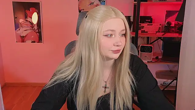 carolina elf online show from 7, 4, 2026