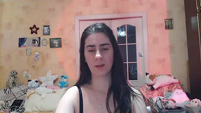 Snapshot of INELIKA chatting on 5, 1, 2025 INELIKA online show from 5, 1, 2025