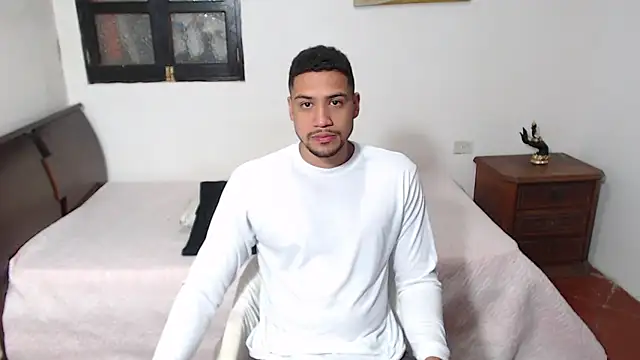 Snapshot of Jhors__Collens chatting on 25, 10, 2025 Jhors Collens online show from 25, 10, 2025