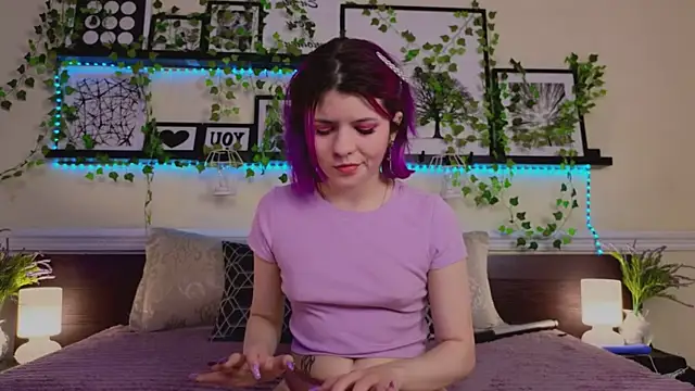 Snapshot of Katya_Zaitseva chatting on 8, 3, 2025 Katya Zaitseva online show from 8, 3, 2025