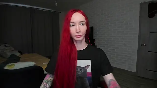 Roxy Silver online show from 14, 2, 2026