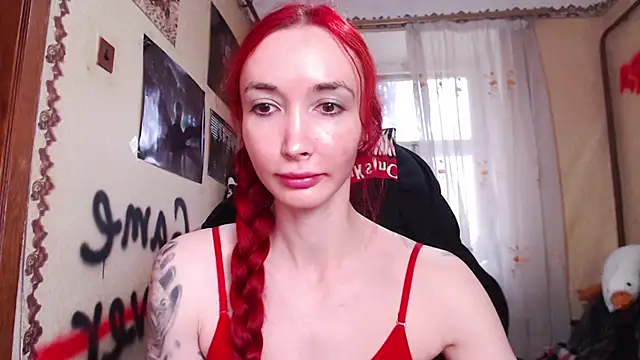 Snapshot of Roxy_Silver chatting on 26, 4, 2026 Roxy Silver online show from 26, 4, 2026