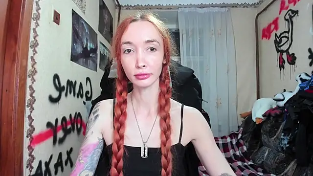 Roxy Silver online show from 11, 10, 2025