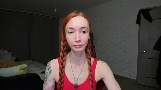 Roxy Silver online show from 16, 12, 2025