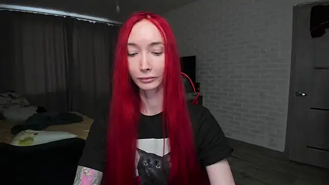 Roxy Silver online show from 13, 2, 2026