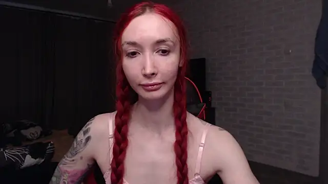 Snapshot of Roxy_Silver chatting on 16, 5, 2026 Roxy Silver online show from 16, 5, 2026