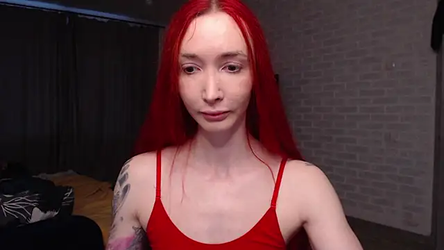 Snapshot of Roxy_Silver chatting on 5, 5, 2026 Roxy Silver online show from 5, 5, 2026