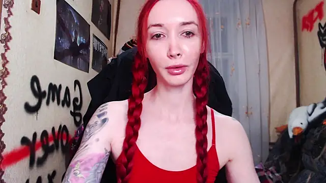 Roxy Silver online show from 15, 4, 2026