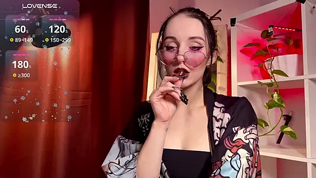 Snapshot of Alice_Succuby chatting on 7, 2, 2025 Alice Succuby online show from 7, 2, 2025