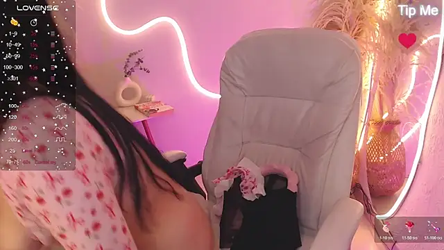 ViolettaHotLatin  online show from 24, 3, 2026