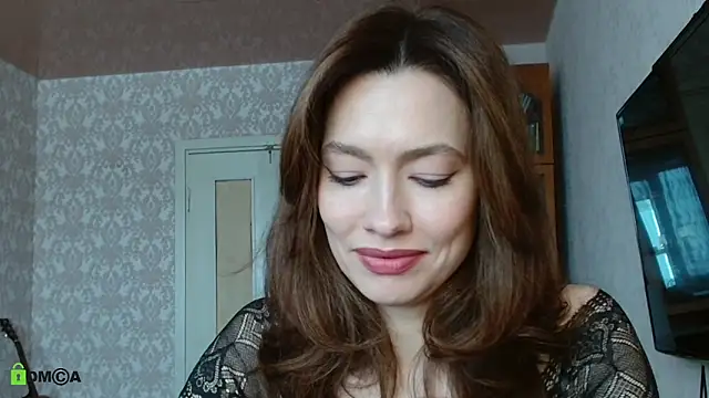 alicia spicy online show from 11, 3, 2026