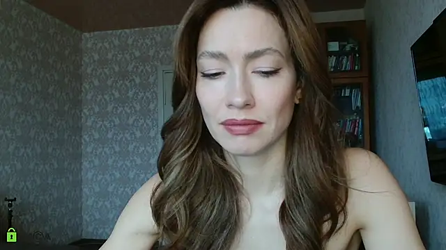 alicia spicy online show from 3, 10, 2025