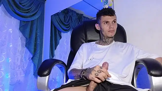 Stuart Boy  online show from 19, 2, 2025