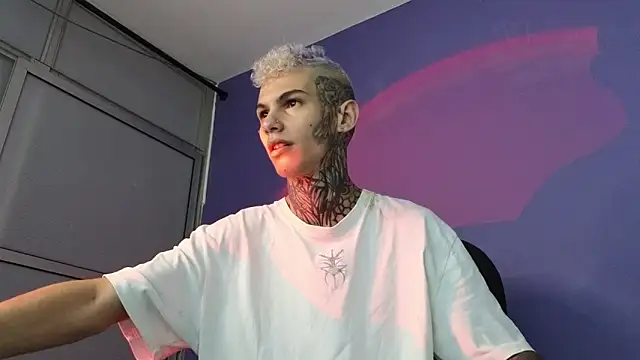 Stuart Boy  online show from 5, 3, 2025