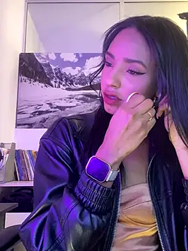 Snapshot of xenia_golden chatting on 29, 11, 2025 xenia golden online show from 29, 11, 2025