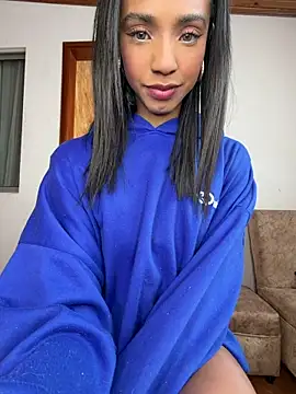 Snapshot of xenia_golden chatting on 5, 6, 2026 xenia golden online show from 5, 6, 2026