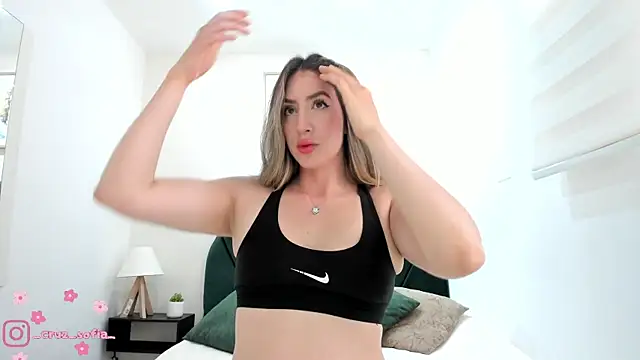  AlejaCruz  online show from 31, 3, 2026