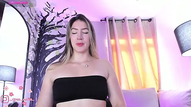  AlejaCruz  online show from 18, 3, 2026