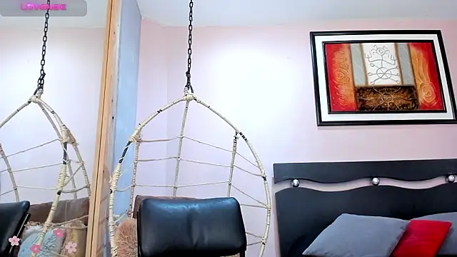  AlejaCruz  online show from 25, 2, 2026