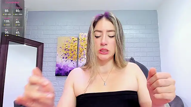  AlejaCruz  online show from 3, 3, 2026