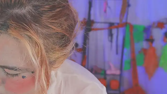 Samanta cutee online show from 2, 11, 2025