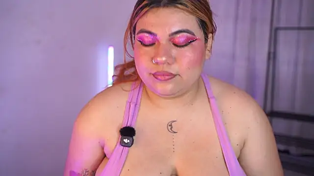 Samanta cutee online show from 6, 3, 2026